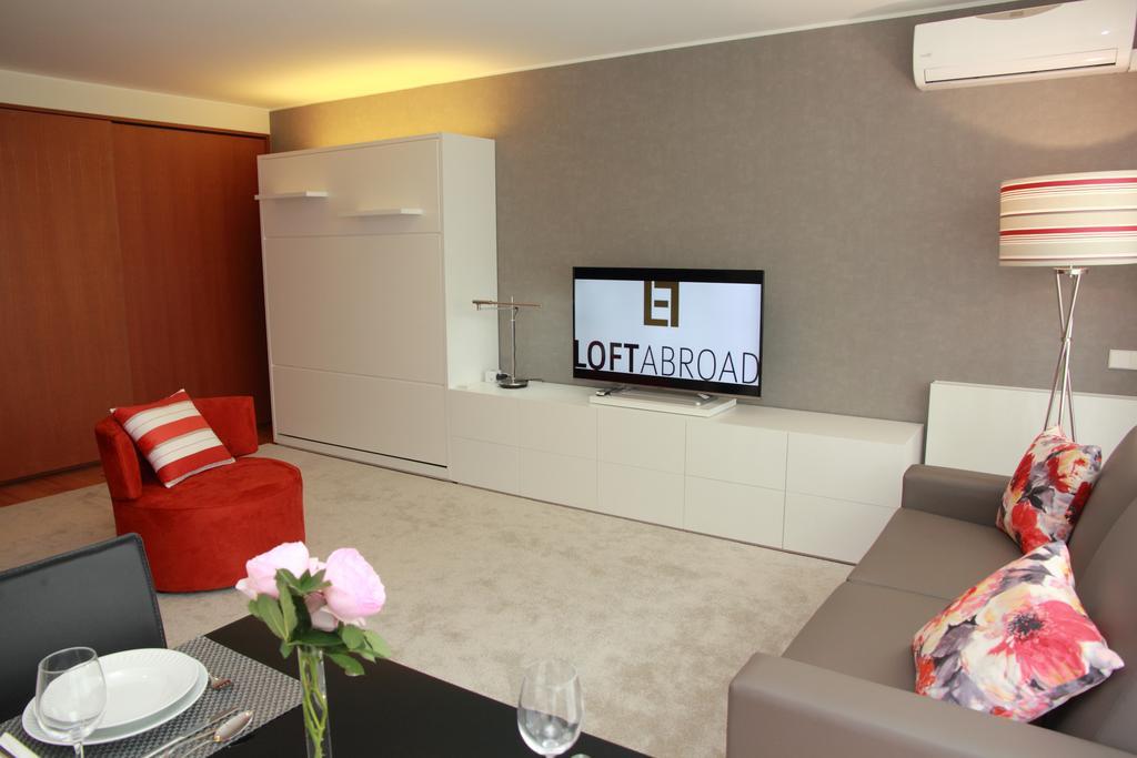 Loftabroad Studios Porto Room photo